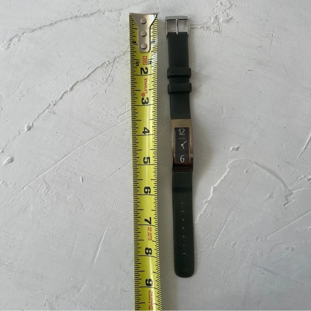 Vintage Y2K Guess Watch Rubber Stainless Steel Retro Watch